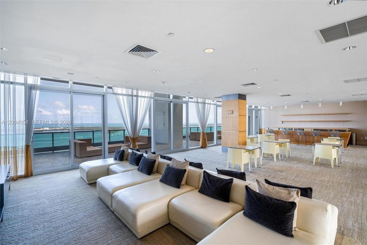 1331 Brickell Bay Dr, Unit 302, Miami, FL 33131 Photo