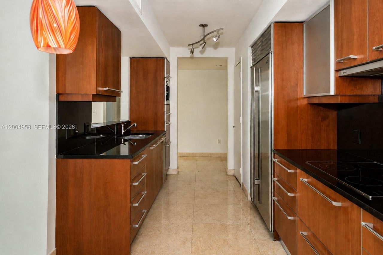 1331 Brickell Bay Dr, Unit 302, Miami, FL 33131 Photo