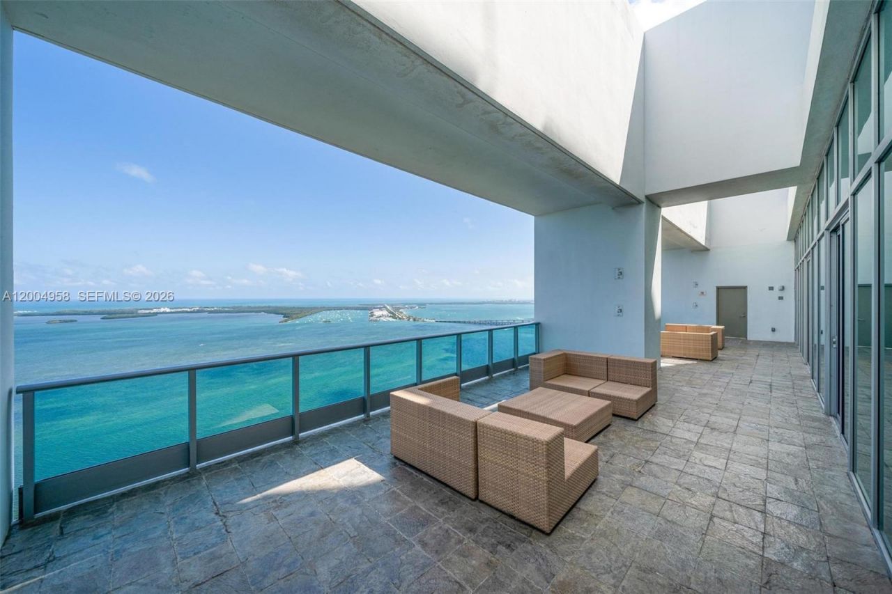 1331 Brickell Bay Dr, Unit 302, Miami, FL 33131 Photo