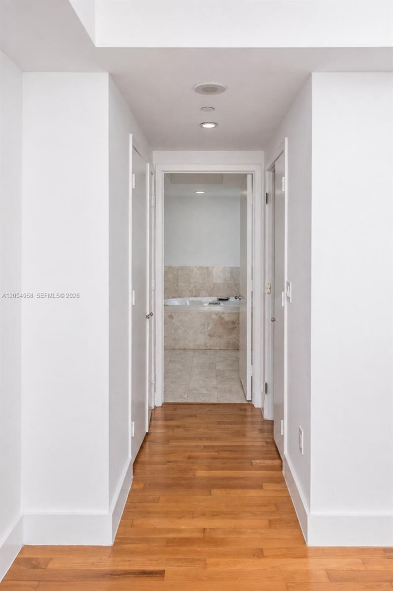 1331 Brickell Bay Dr, Unit 302, Miami, FL 33131 Photo