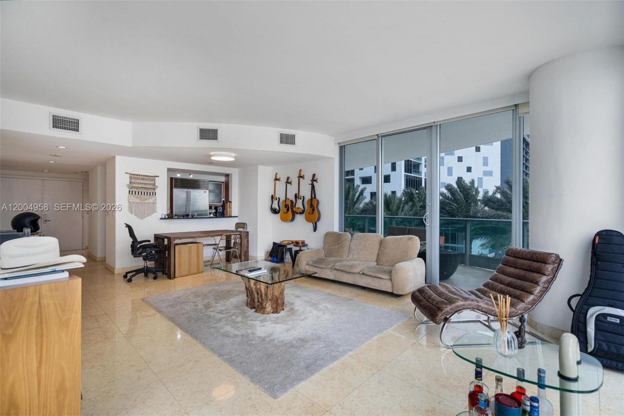 1331 Brickell Bay Dr , Unit 302, Miami, FL 33131 Photo