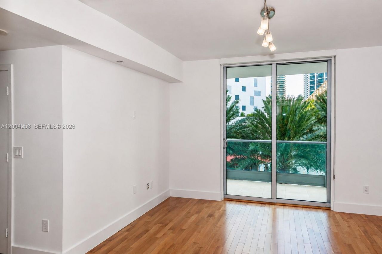 1331 Brickell Bay Dr, Unit 302, Miami, FL 33131 Photo