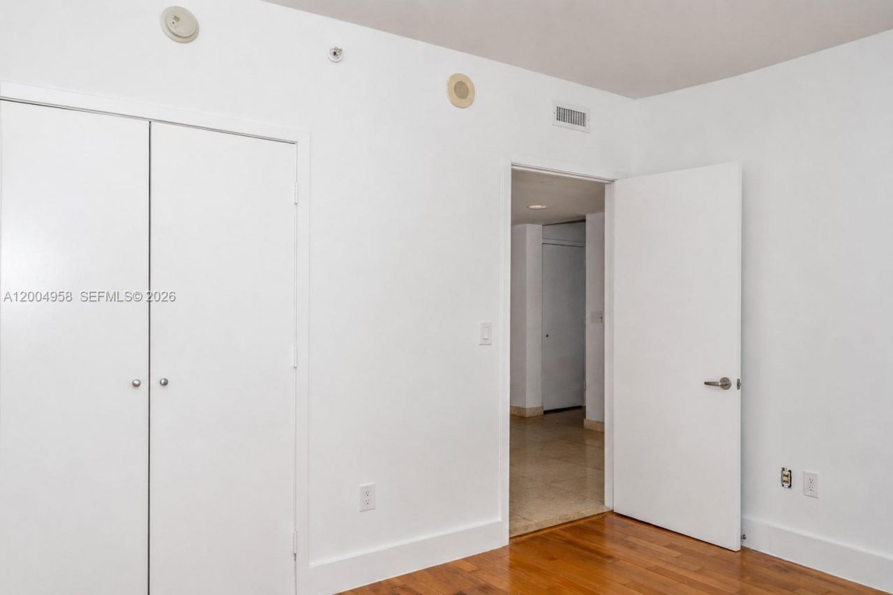 1331 Brickell Bay Dr, Unit 302, Miami, FL 33131 Photo