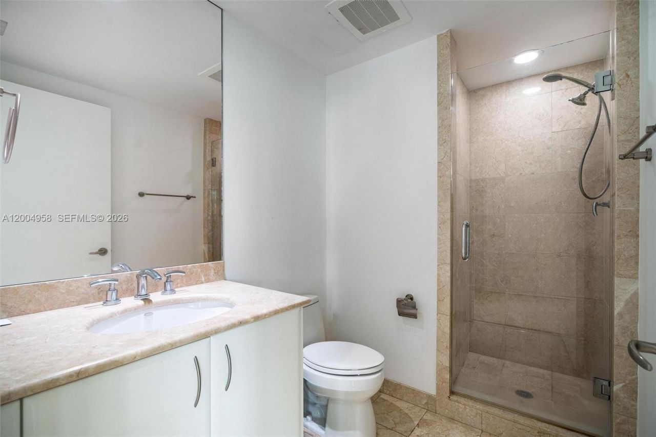 1331 Brickell Bay Dr, Unit 302, Miami, FL 33131 Photo