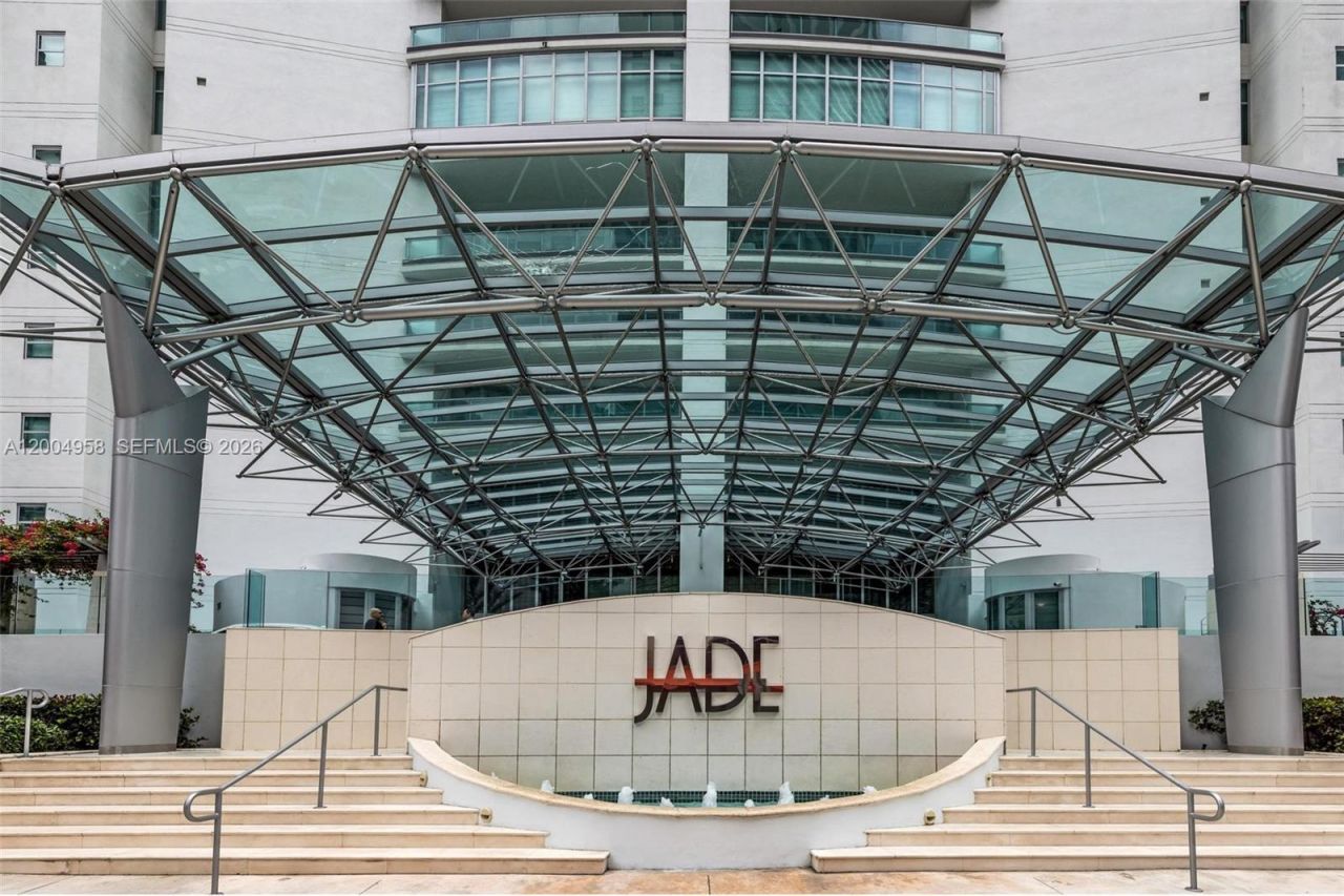 1331 Brickell Bay Dr , Unit 302, Miami, FL 33131 Photo