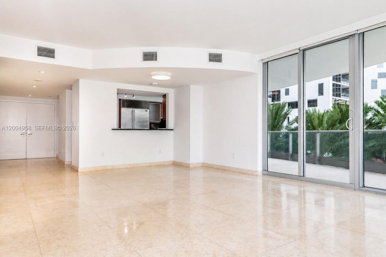 1331 Brickell Bay Dr, Unit 302, Miami, FL 33131 Photo