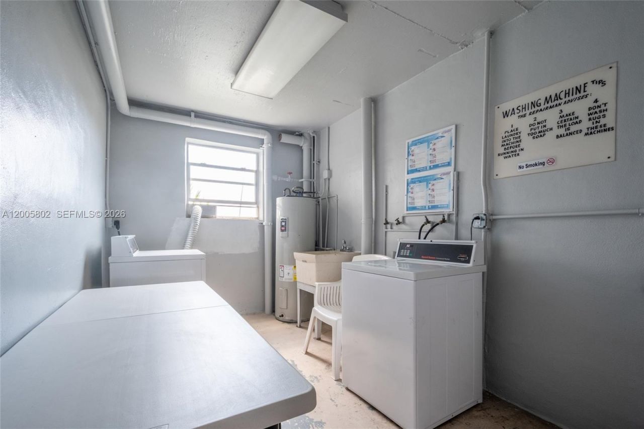 610 NE 12th Ave , Unit 602, Hallandale Beach, FL 33009 Photo
