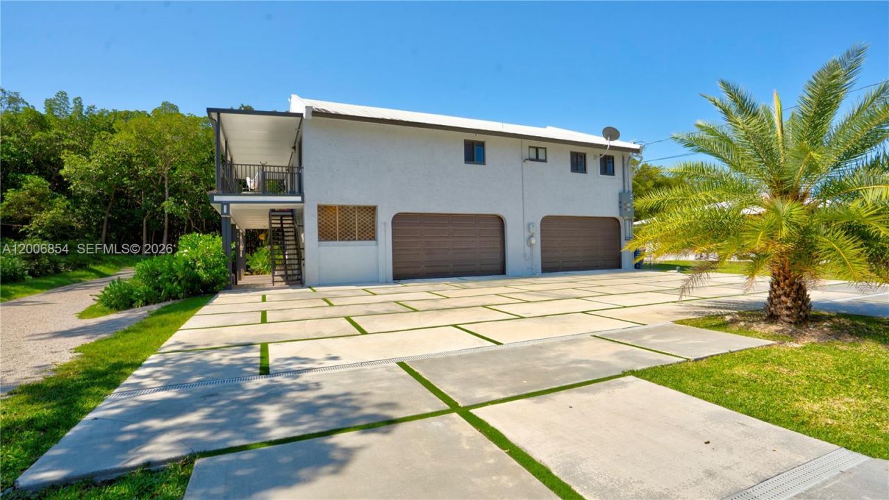 34 Atlantic Drive, Marathon, FL 33037 Photo