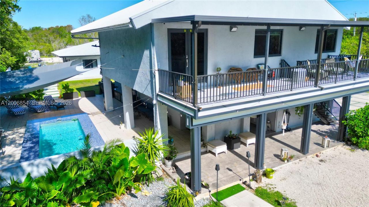 34 Atlantic Drive, Marathon, FL 33037 Photo