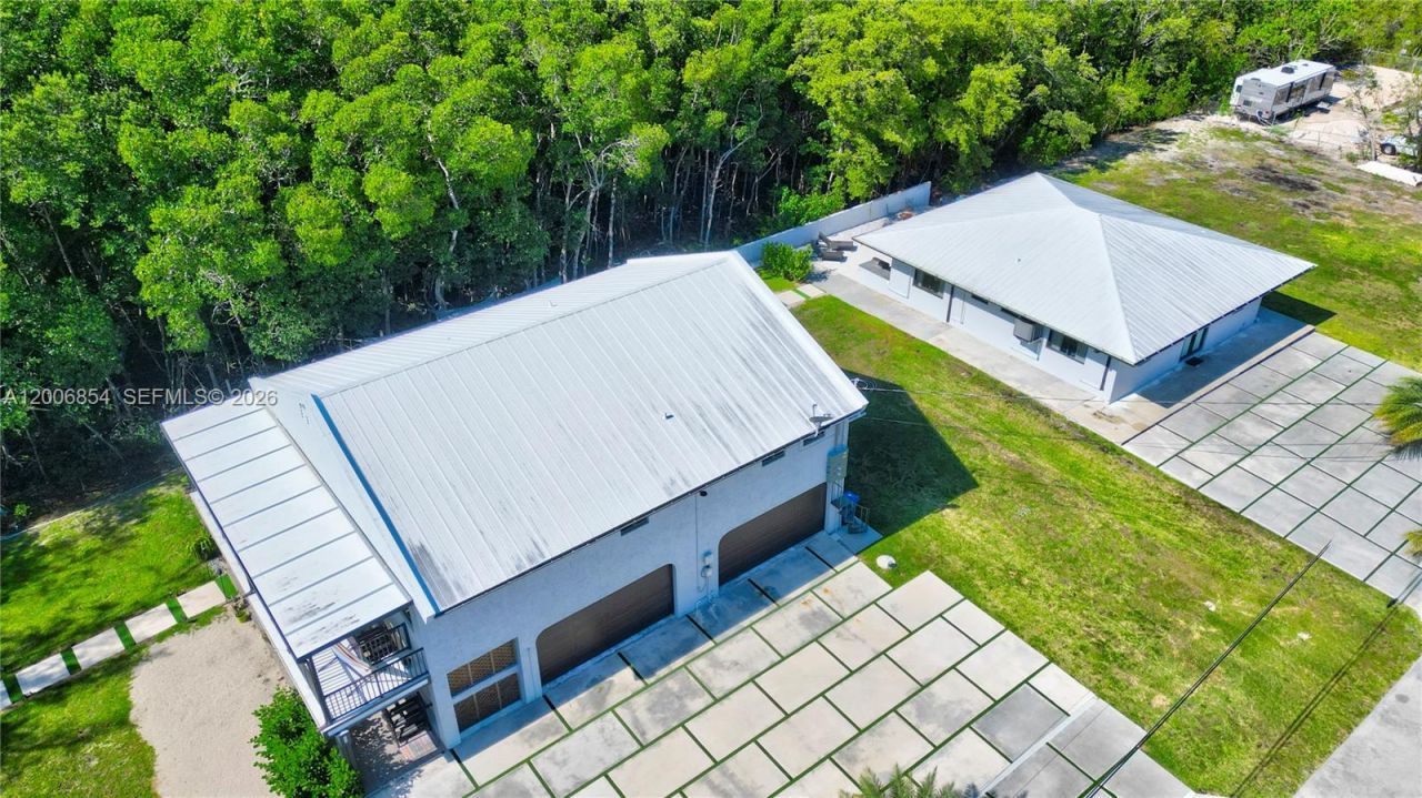 34 Atlantic Drive, Marathon, FL 33037 Photo