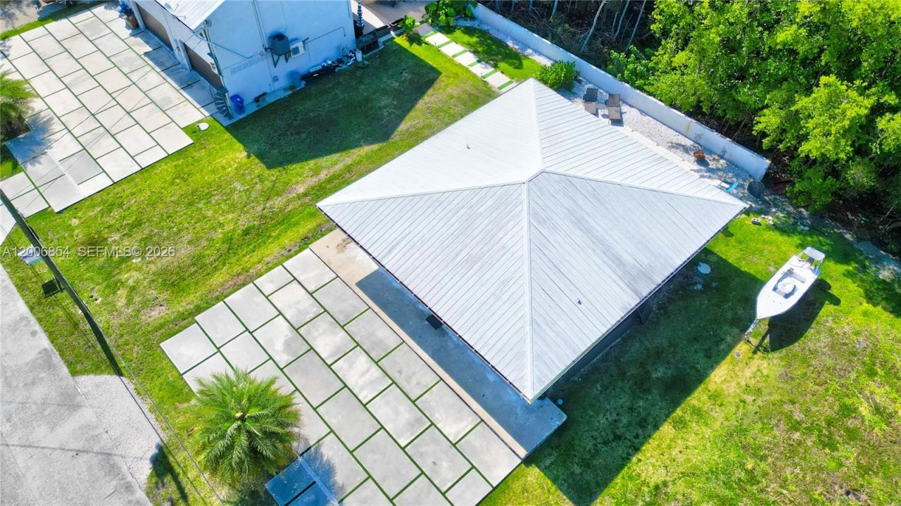 34 Atlantic Drive, Marathon, FL 33037 Photo