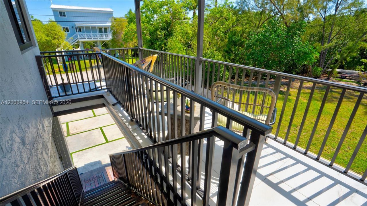 34 Atlantic Drive, Marathon, FL 33037 Photo