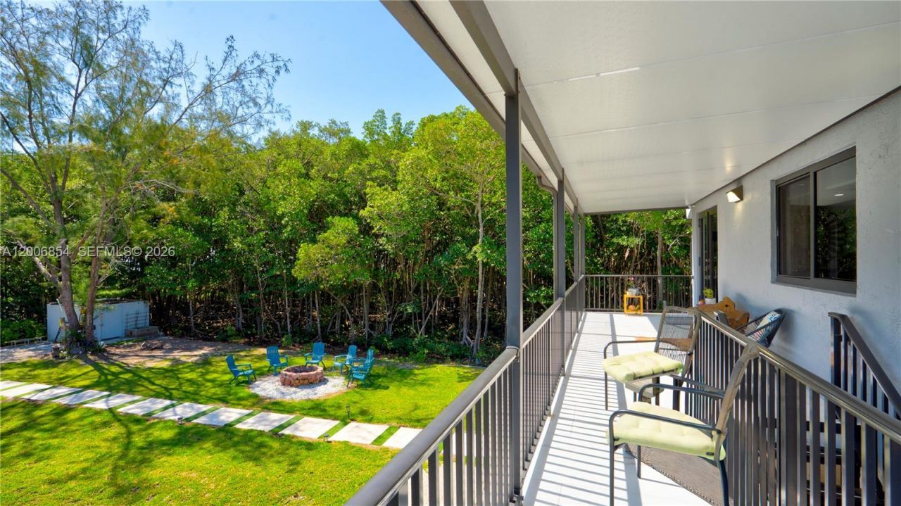34 Atlantic Drive, Marathon, FL 33037 Photo