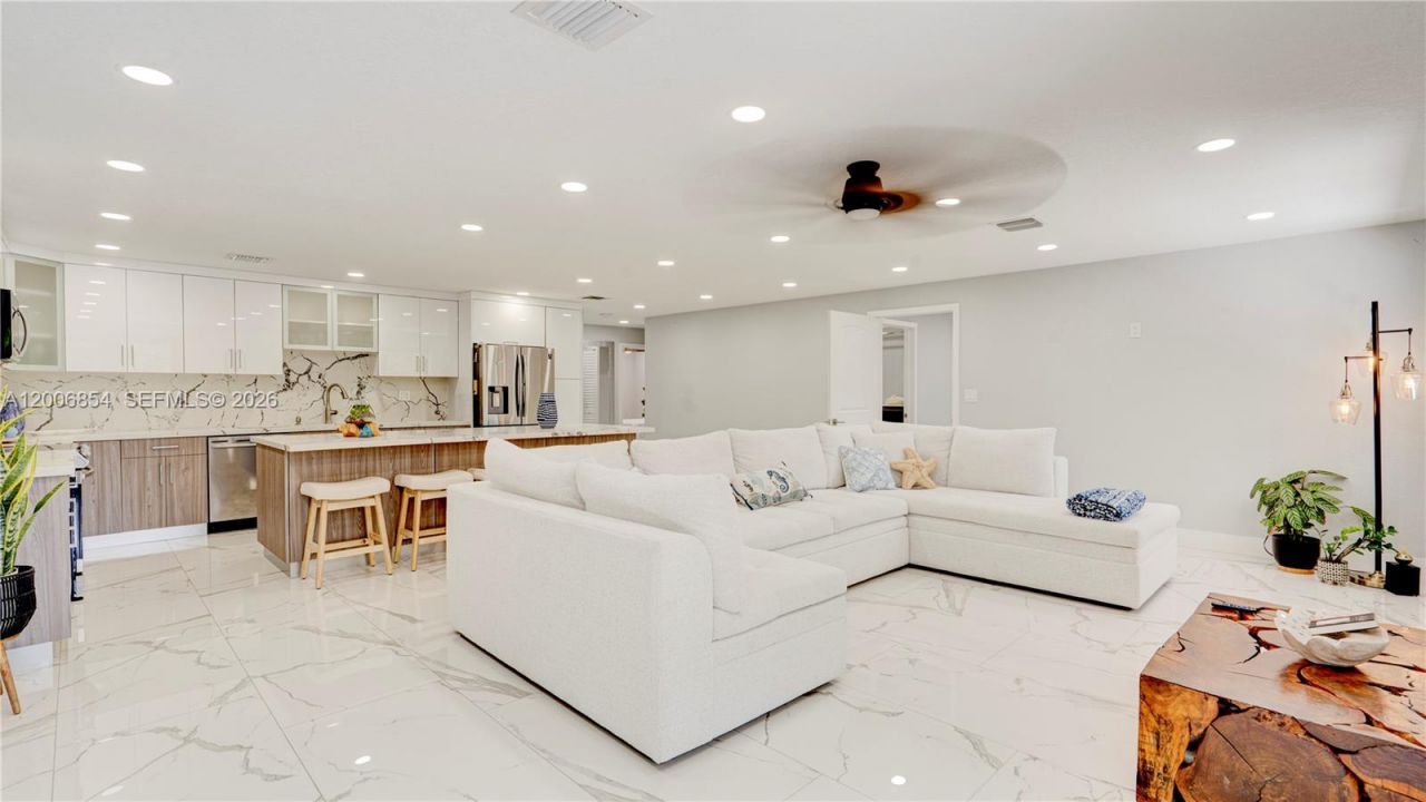 34 Atlantic Drive, Marathon, FL 33037 Photo