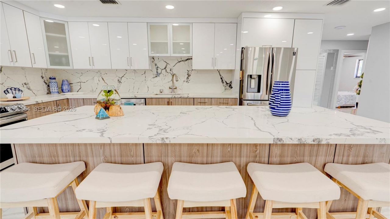 34 Atlantic Drive, Marathon, FL 33037 Photo