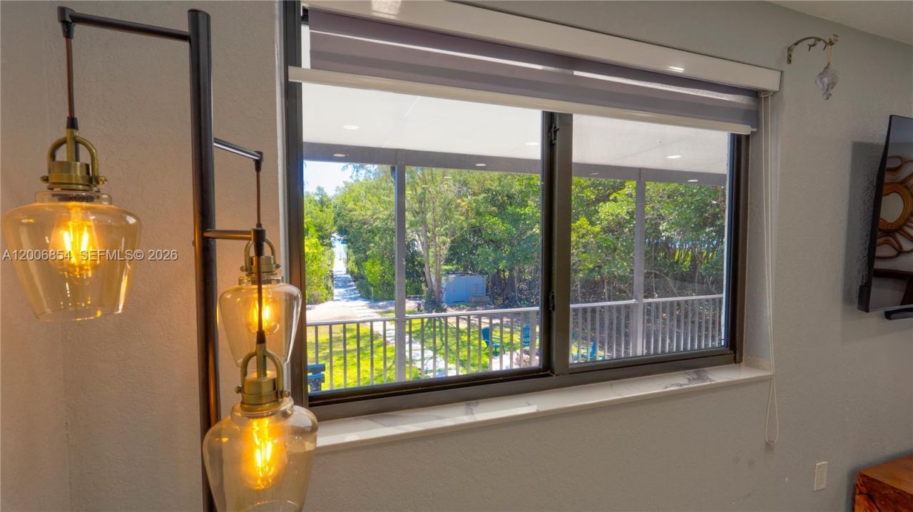 34 Atlantic Drive, Marathon, FL 33037 Photo