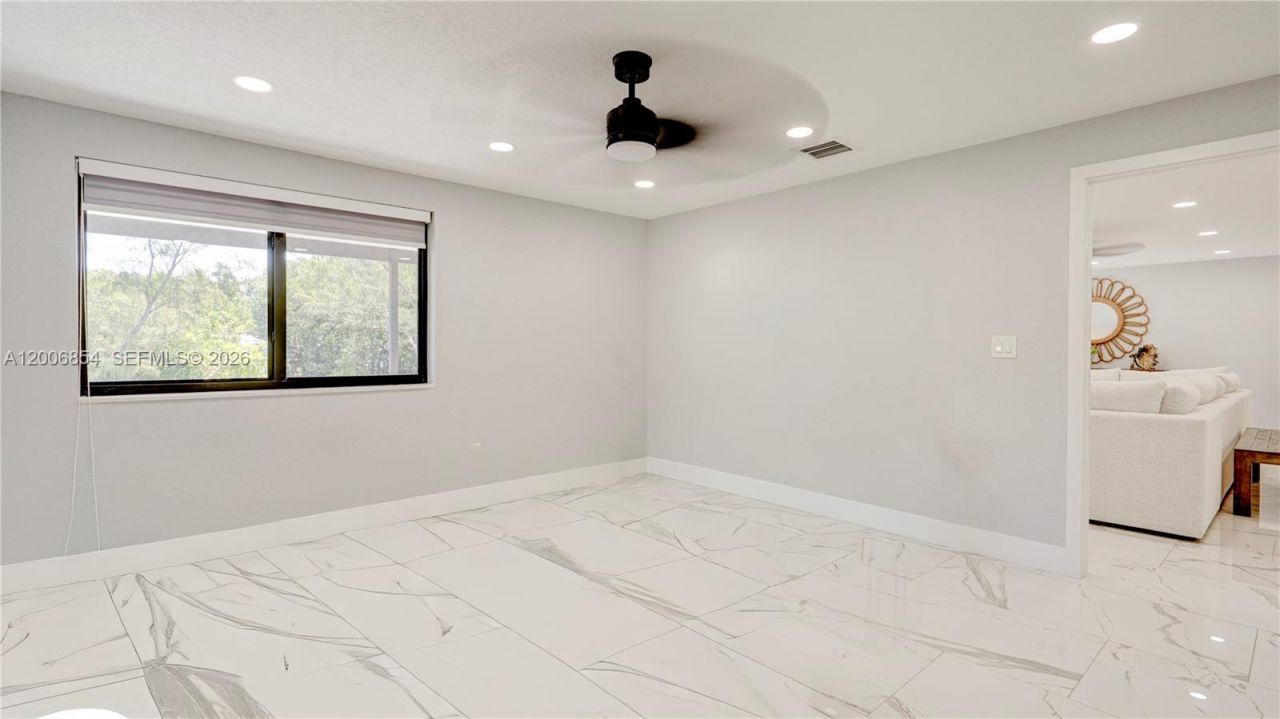 34 Atlantic Drive, Marathon, FL 33037 Photo
