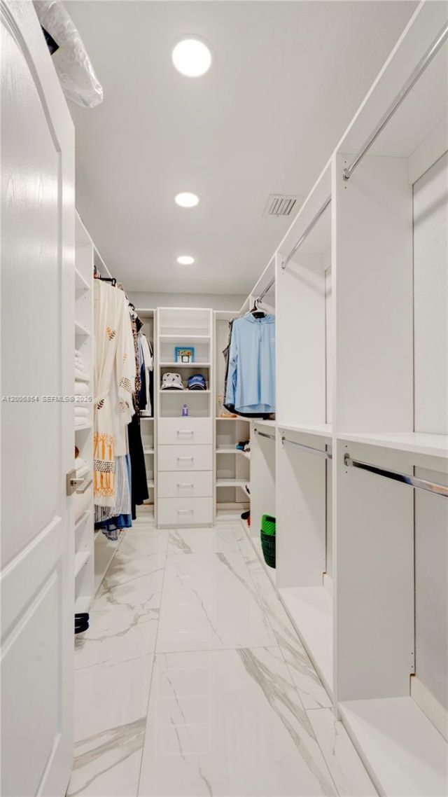 34 Atlantic Drive, Marathon, FL 33037 Photo