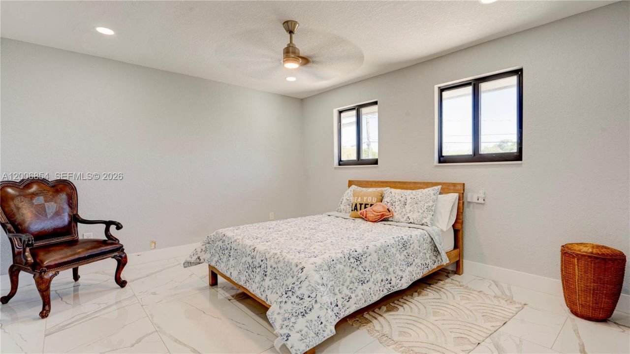 34 Atlantic Drive, Marathon, FL 33037 Photo