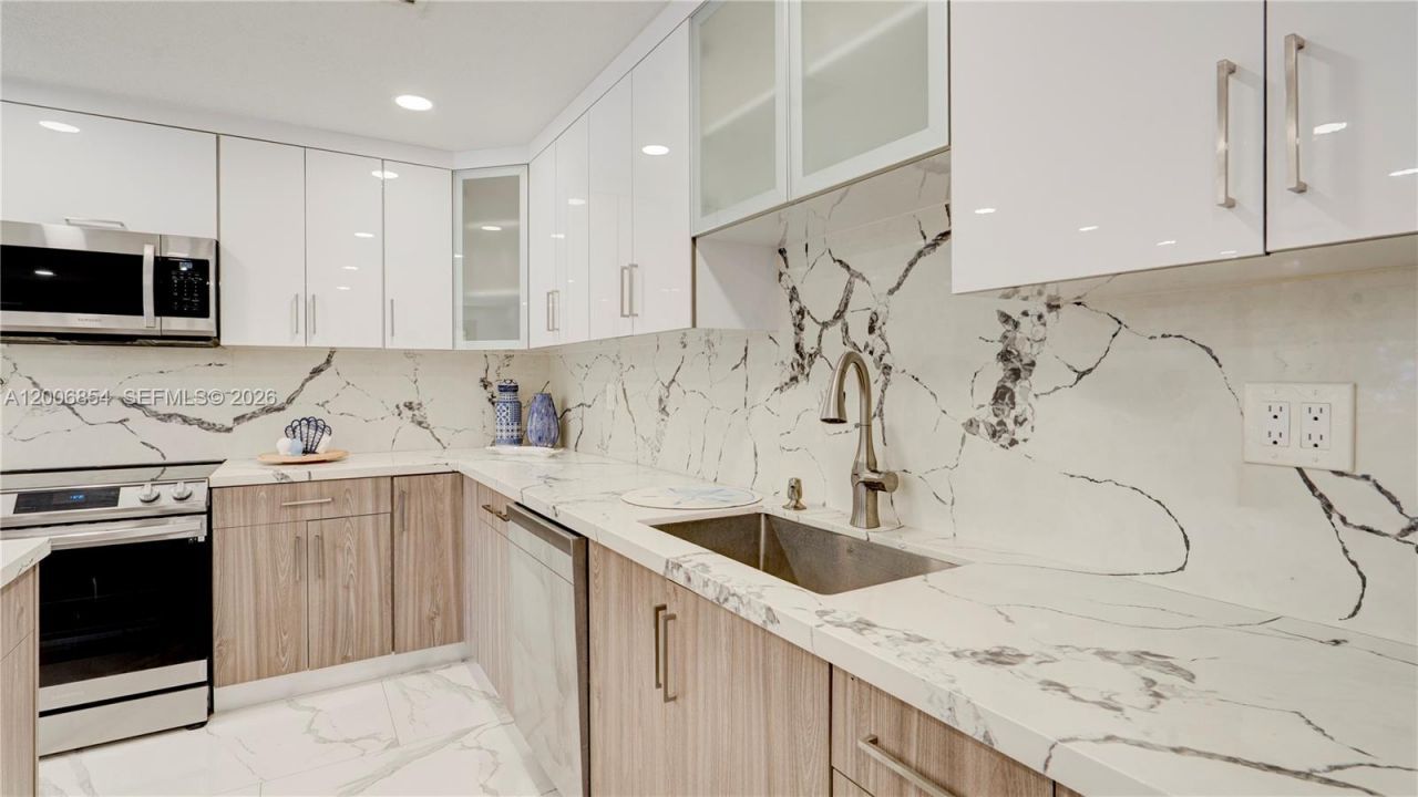 34 Atlantic Drive, Marathon, FL 33037 Photo