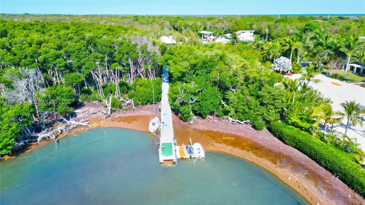 34 Atlantic Drive, Marathon, FL 33037 Photo