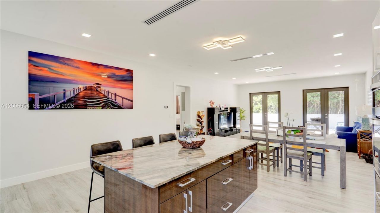 34 Atlantic Drive, Marathon, FL 33037 Photo