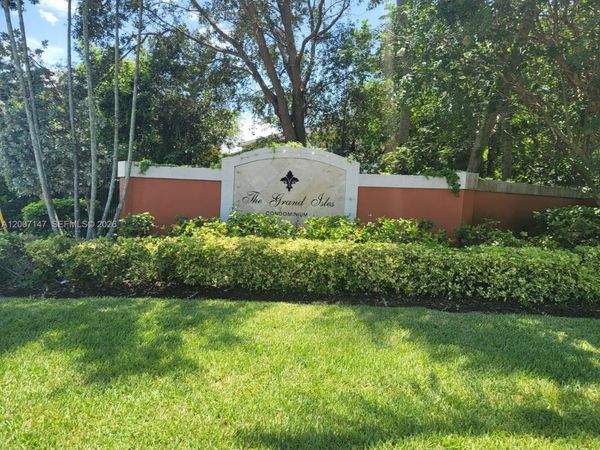 4175 N Haverhill Rd , Unit 922, West Palm Beach, FL 33417