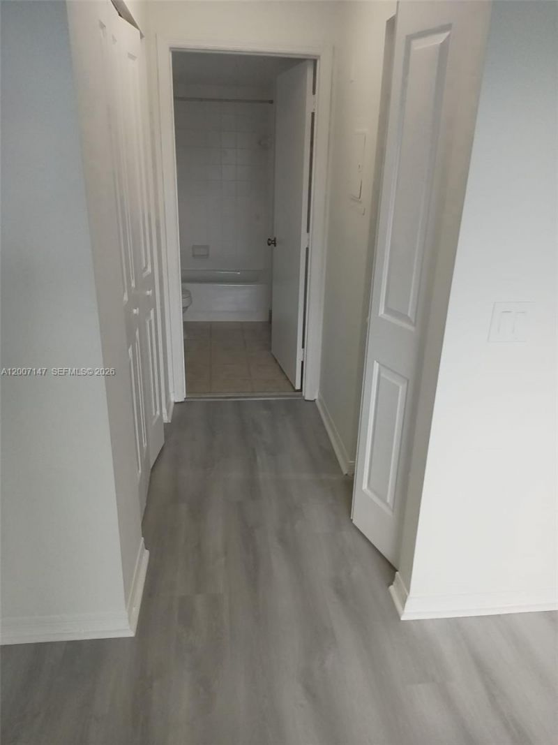 4175 N Haverhill Rd , Unit 922, West Palm Beach, FL 33417 Photo