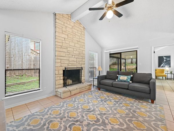 275 Mooring CIR, Unit A, Lakeway, TX 78734