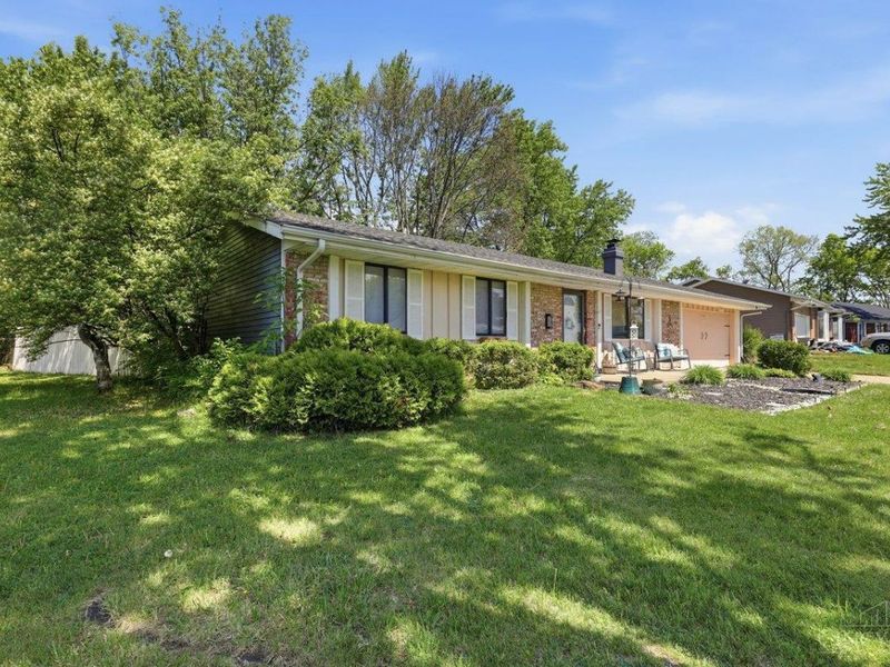 110 Stonemill Court, Monroe, OH 45050 Photo 2