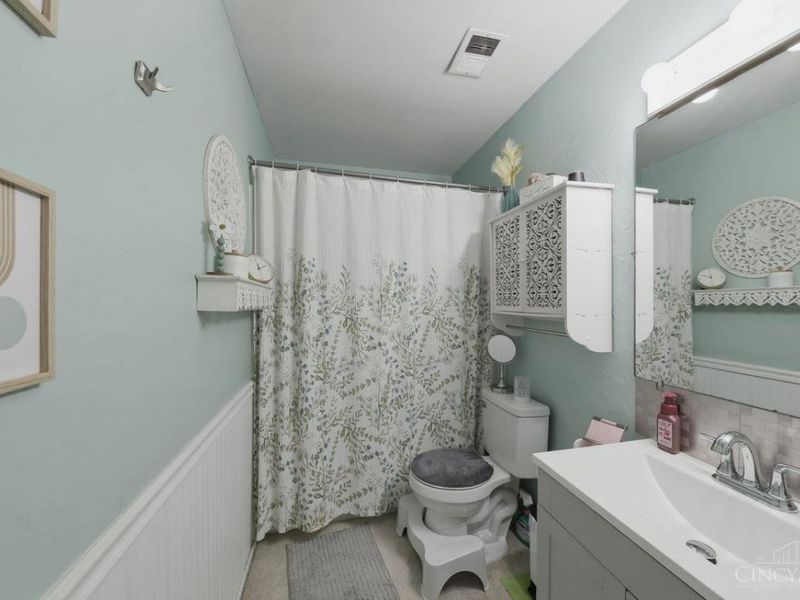 110 Stonemill Court, Monroe, OH 45050 Photo 9