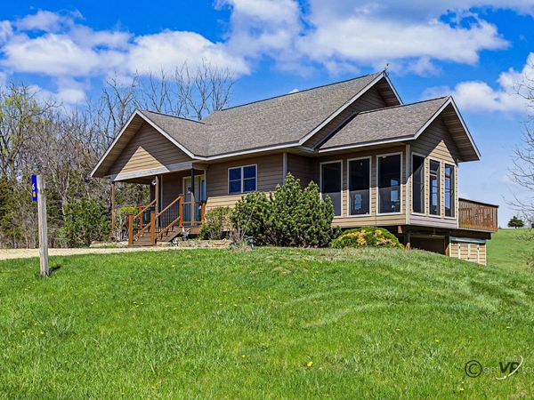 6 E Aspen Court, GALENA, IL 61036