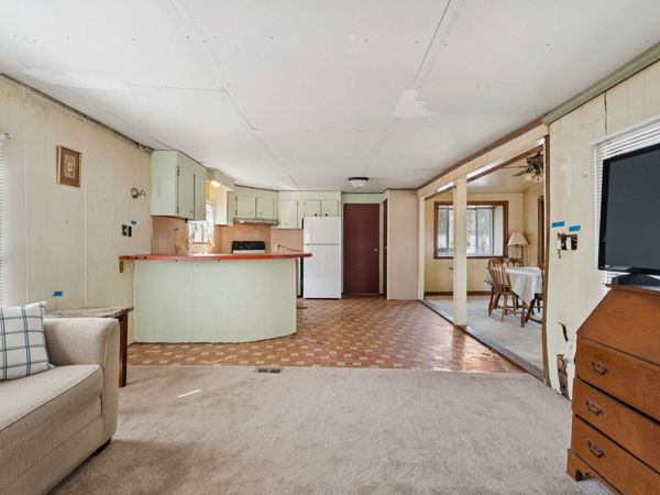 67 Periwinkle Drive, Rochester, NH 03868