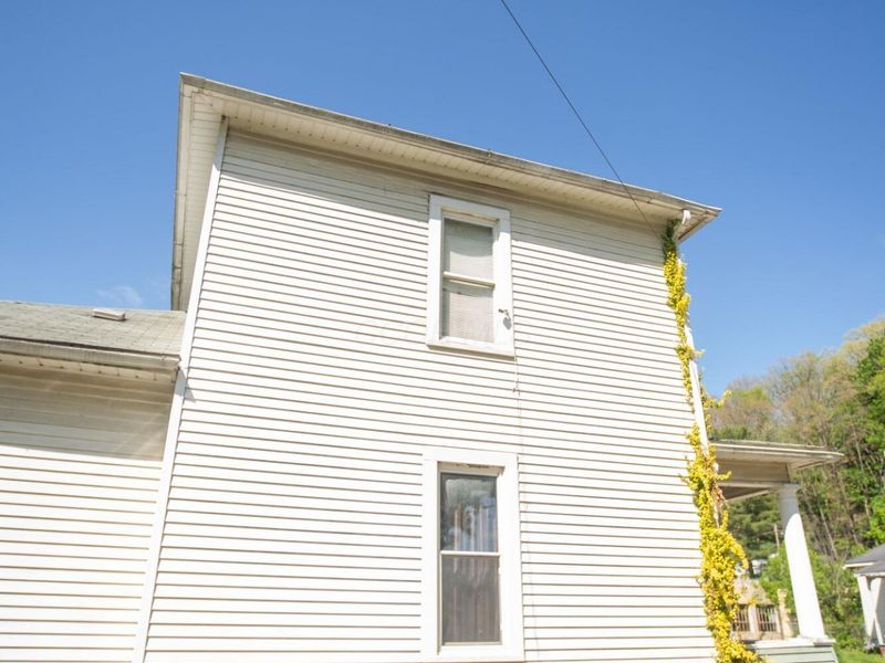 18 S High Street, Glouster, OH 45732 Photo 6