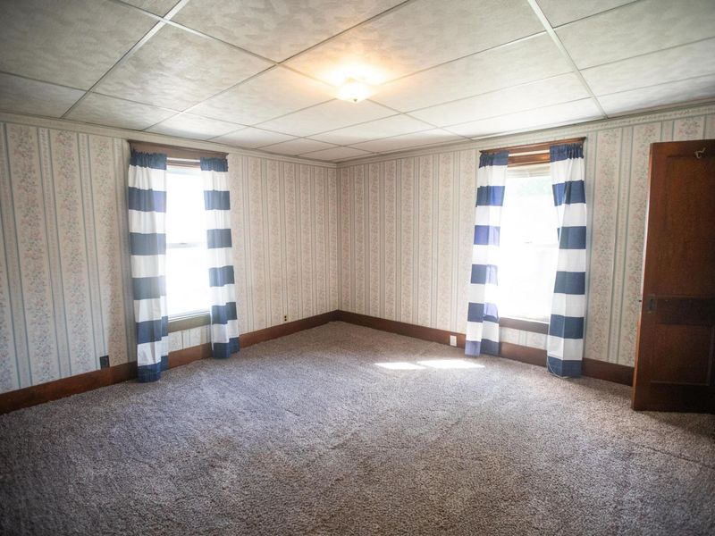 18 S High Street, Glouster, OH 45732 Photo 7