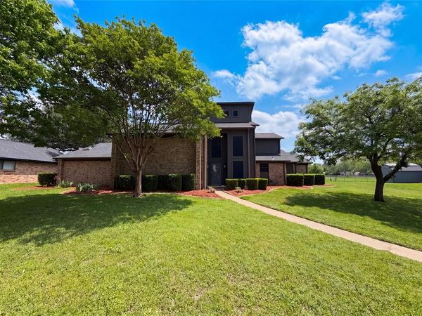 404 Laurel Trail N, Terrell, TX 75160