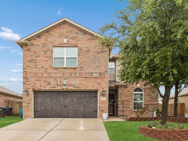 6341 Trinity Creek Drive, Fort Worth, TX 76179
