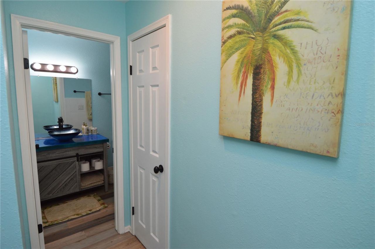 1400 Gandy Boulevard N, Unit 207, Saint Petersburg, FL 33702 Photo