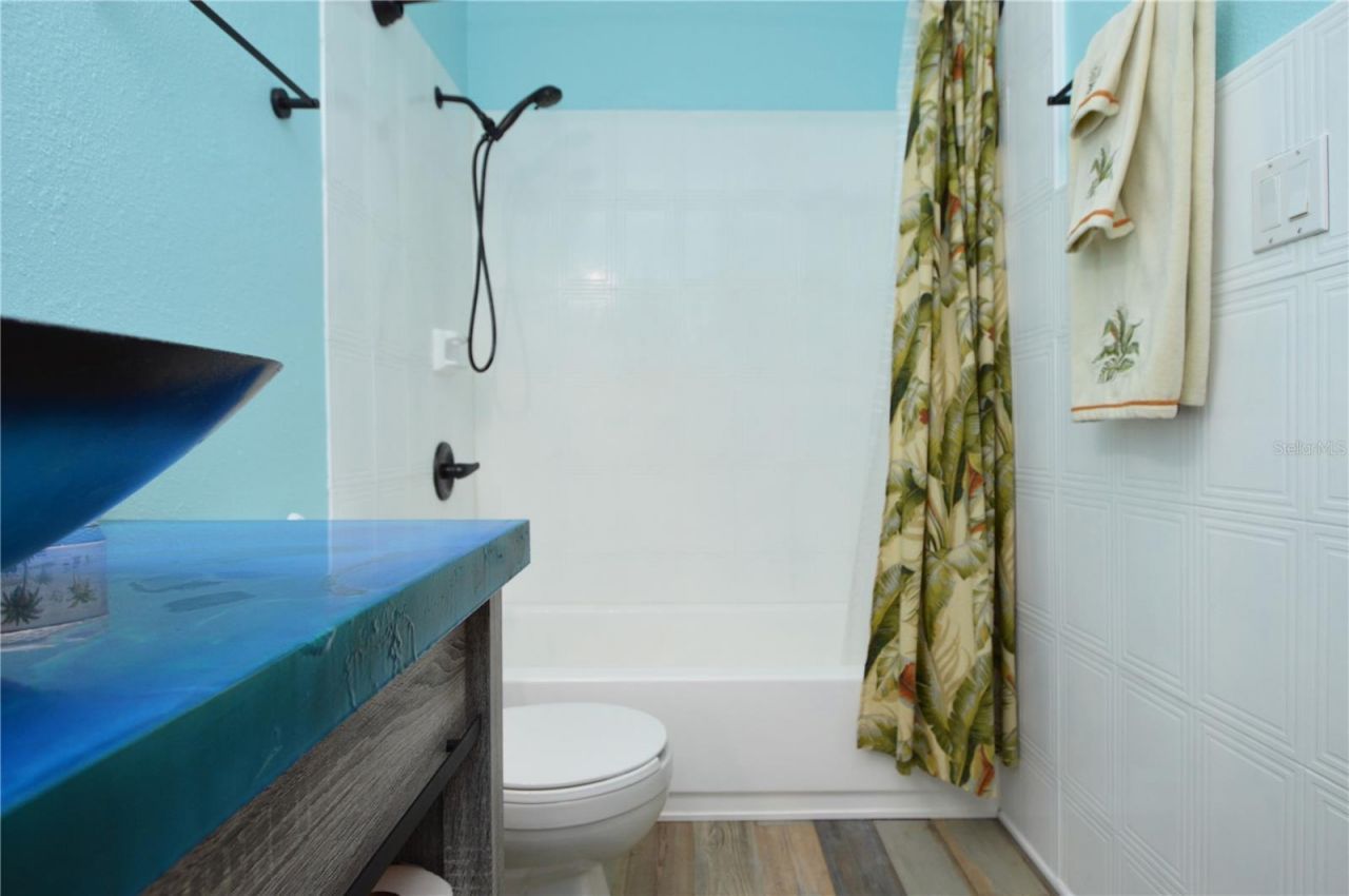 1400 Gandy Boulevard N, Unit 207, Saint Petersburg, FL 33702 Photo