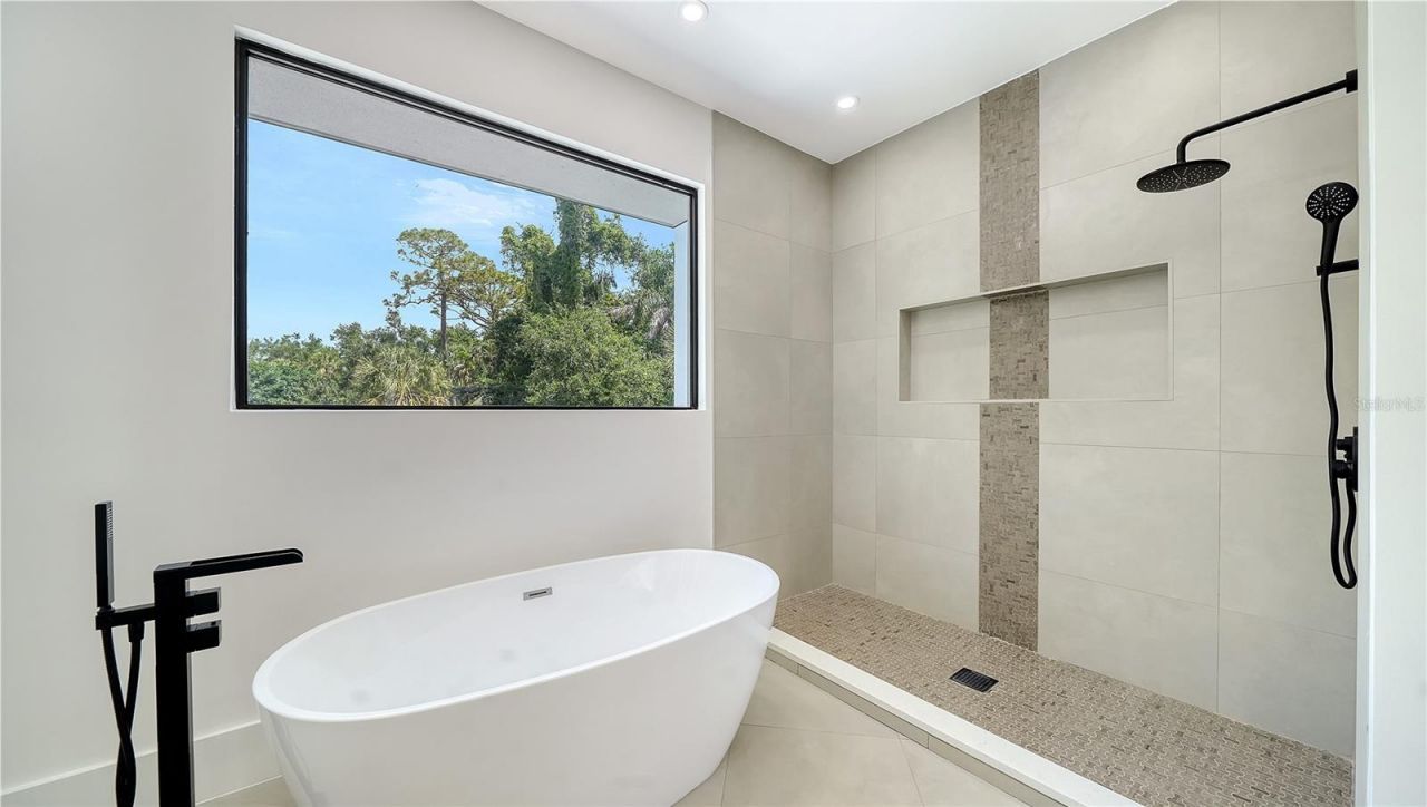 1734 Wisconsin Lane, Sarasota, FL 34239 Photo