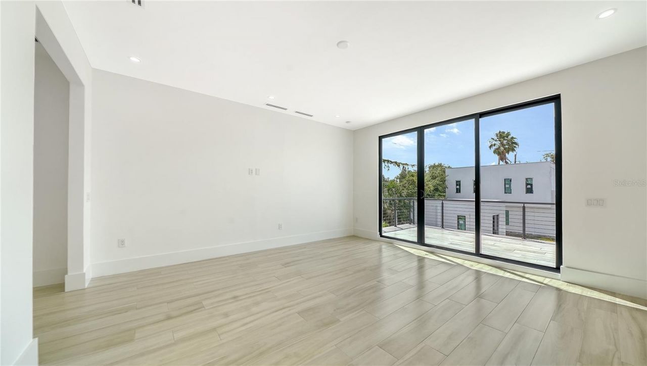 1734 Wisconsin Lane, Sarasota, FL 34239 Photo