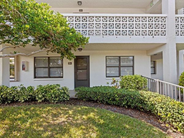 4910 BAY STREET NE, Unit 111, ST PETERSBURG, FL 33703