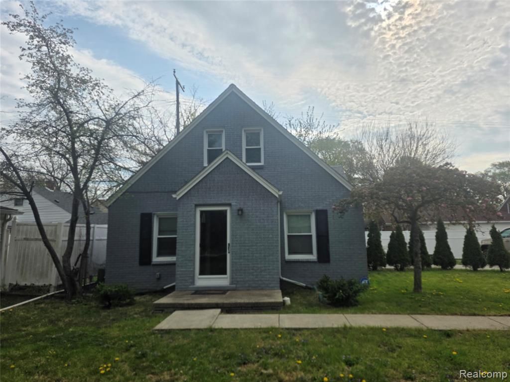 21958 Birchwood Avenue , Eastpointe, MI 48021 Main Photo