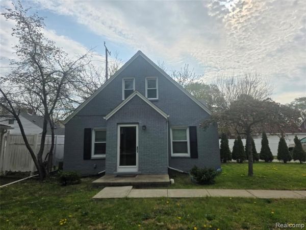 21958 Birchwood Avenue , Eastpointe, MI 48021