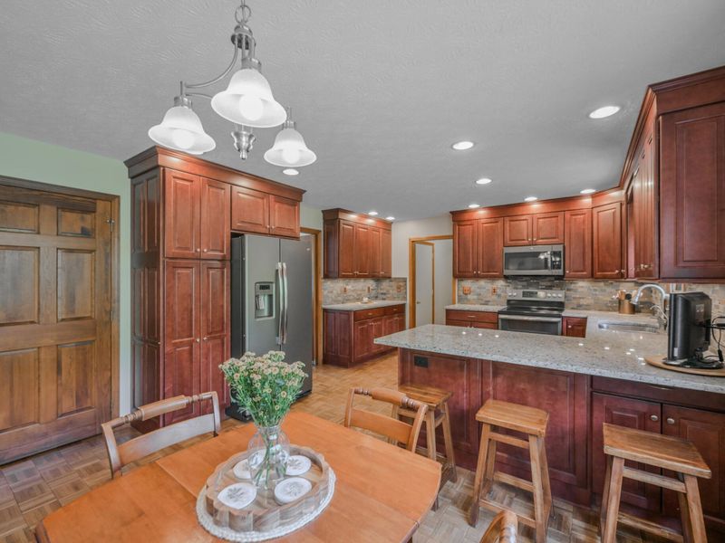 660 W Eva Circle, Springfield, OH 45504 Photo 18