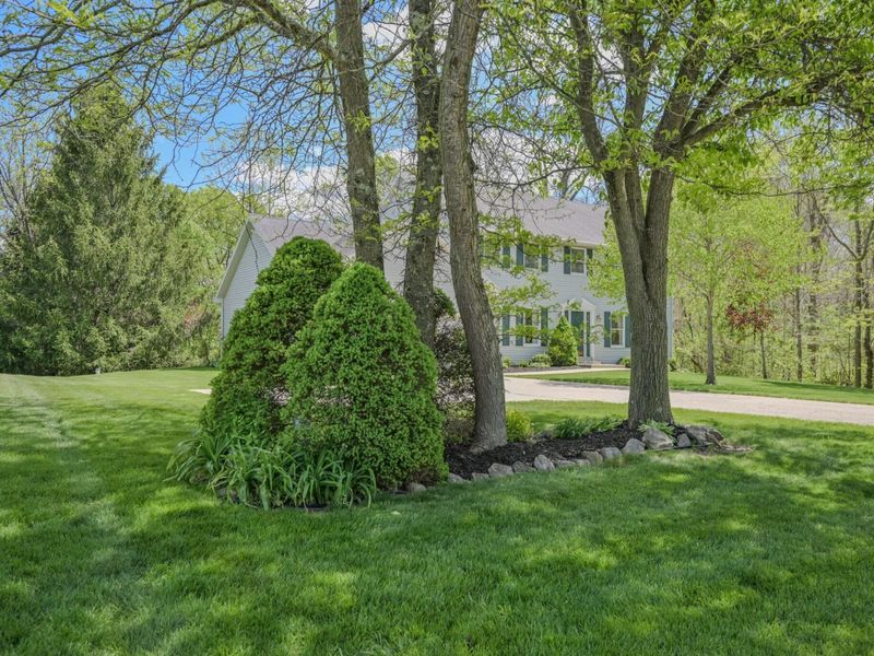 660 W Eva Circle, Springfield, OH 45504 Photo 4