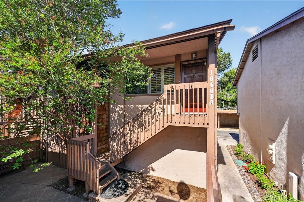 B Cabrillo Park Drive, Unit A, Santa Ana, CA 92701 Main Photo
