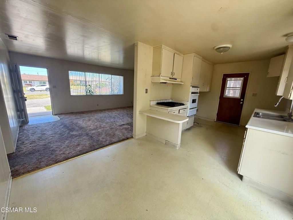 1352 Elsinor Avenue, Ventura, CA 93004 Main Photo