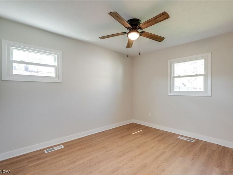 4314 Talbot Lane, Lorain, OH 44055 Photo 22