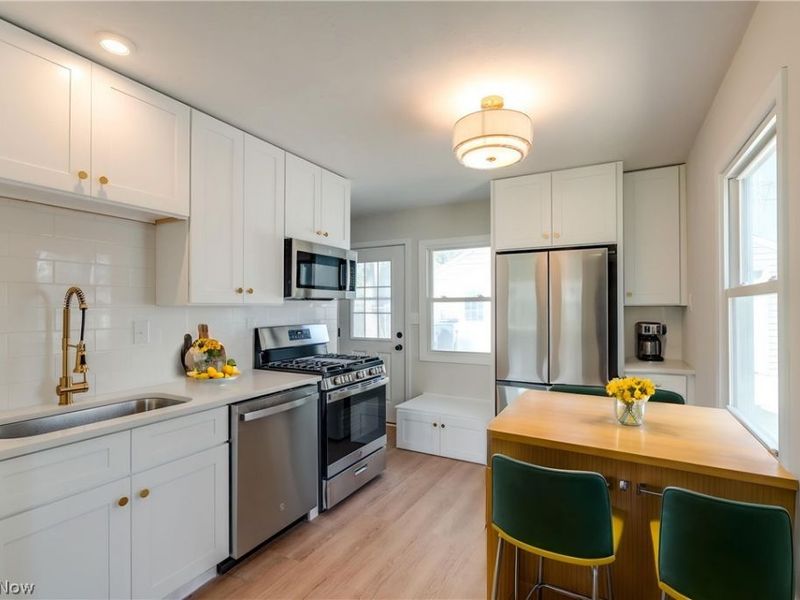 4314 Talbot Lane, Lorain, OH 44055 Photo 3